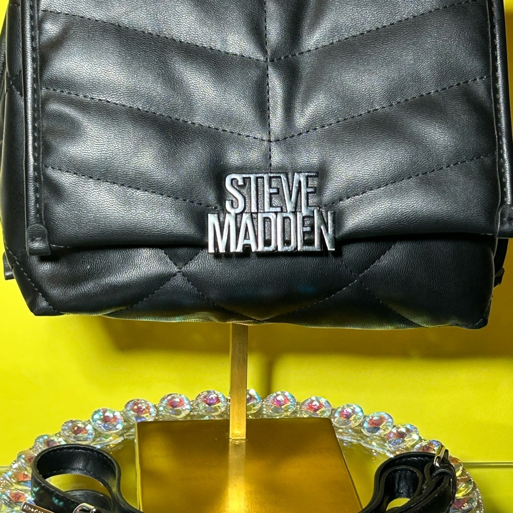 Steve Madden Black Quilted Shoulder/Crossbody Bag Approx. 12” x 7” x 4”